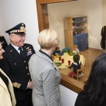 Il Ministro Pinotti visita l'asilo "Il Dirigibile" di Pratica di Mare